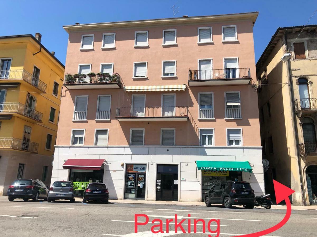 Appartamento Portapalio40 Con Parcheggio Верона Экстерьер фото